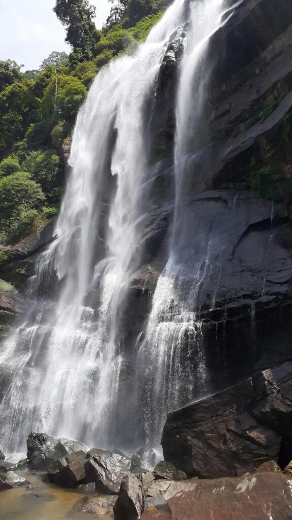 Bomburu Ella: A Complete Guide to Sri Lanka's Most Underrated Waterfall